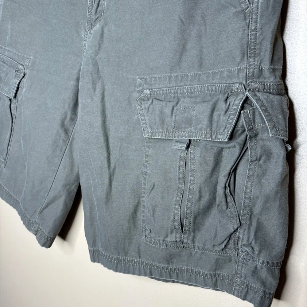 The North Face Mens Olive Green Cotton Cargo Shorts Size 36 Regular Fit Utility
